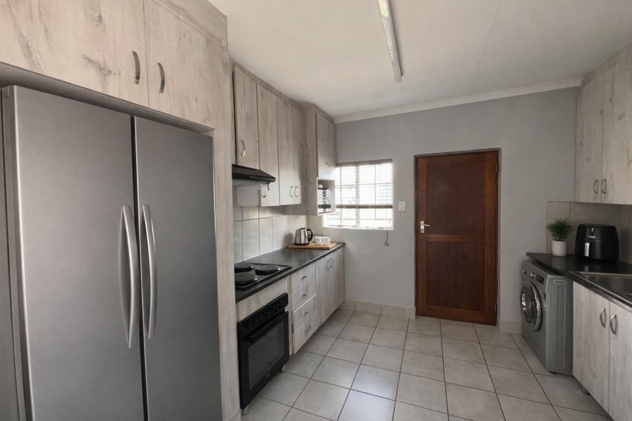 3 Bedroom Property for Sale in Waterkloof East North West
